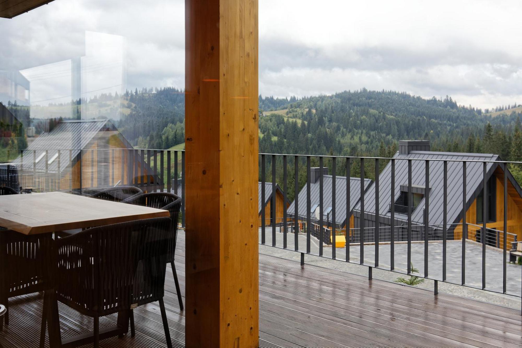 Skogur - Home & Resort Bukovel Eksteriør bilde